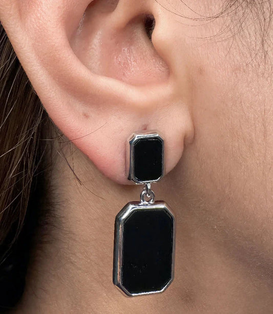 TweeDorbs Black Chic Earrings